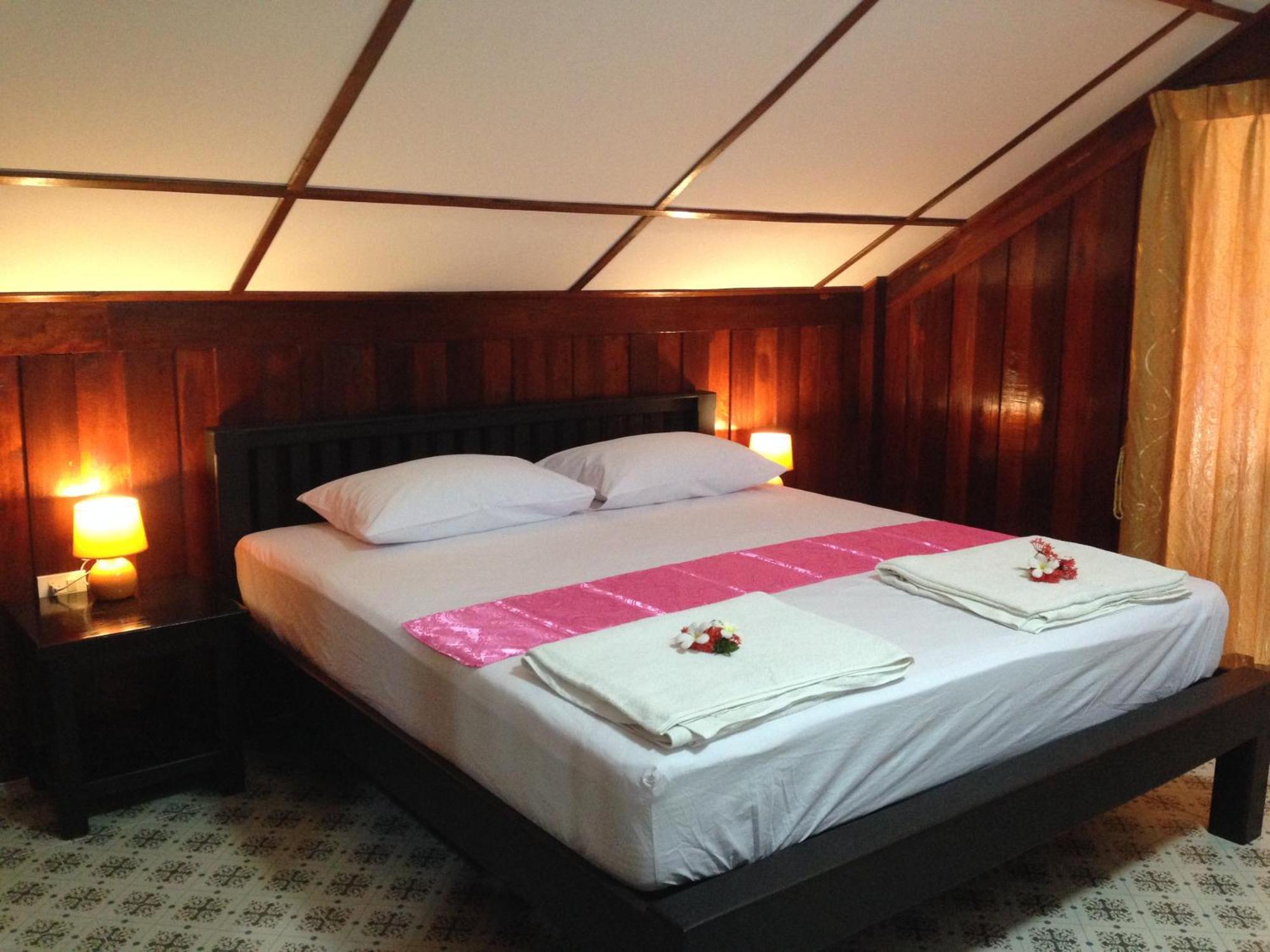 Sea Breeze House, Naiplao Beach Кханом Стая снимка