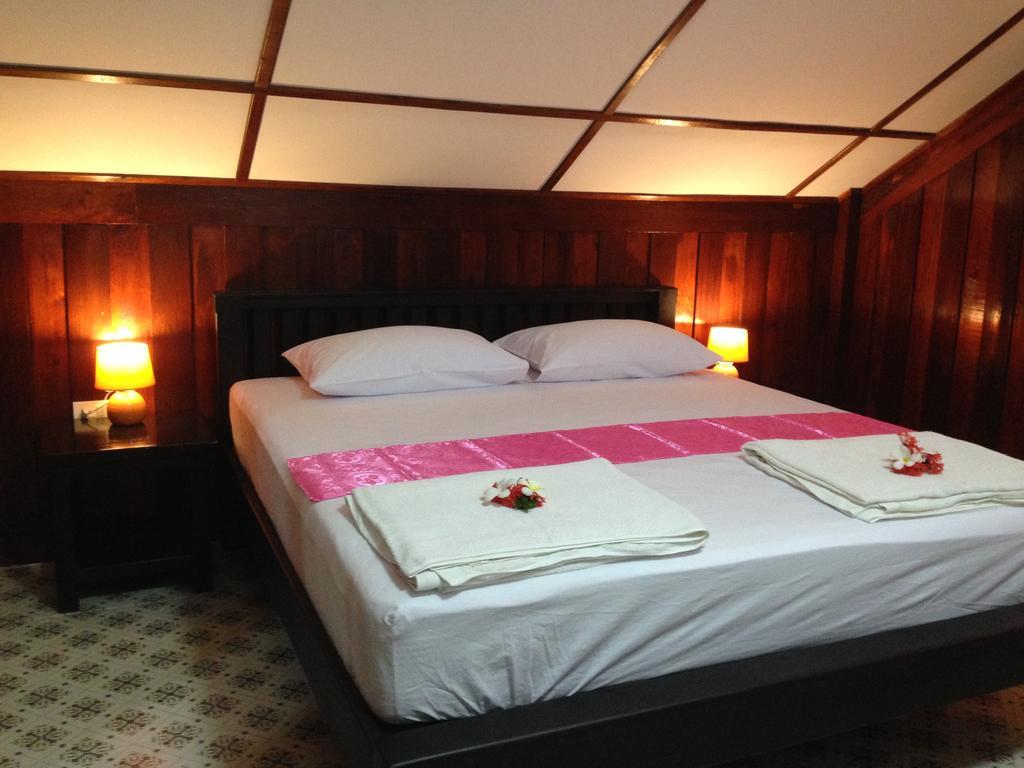 Sea Breeze House, Naiplao Beach Кханом Стая снимка