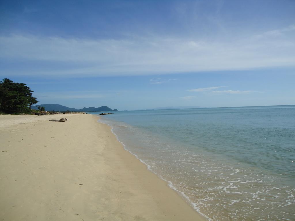 Sea Breeze House, Naiplao Beach Кханом Екстериор снимка