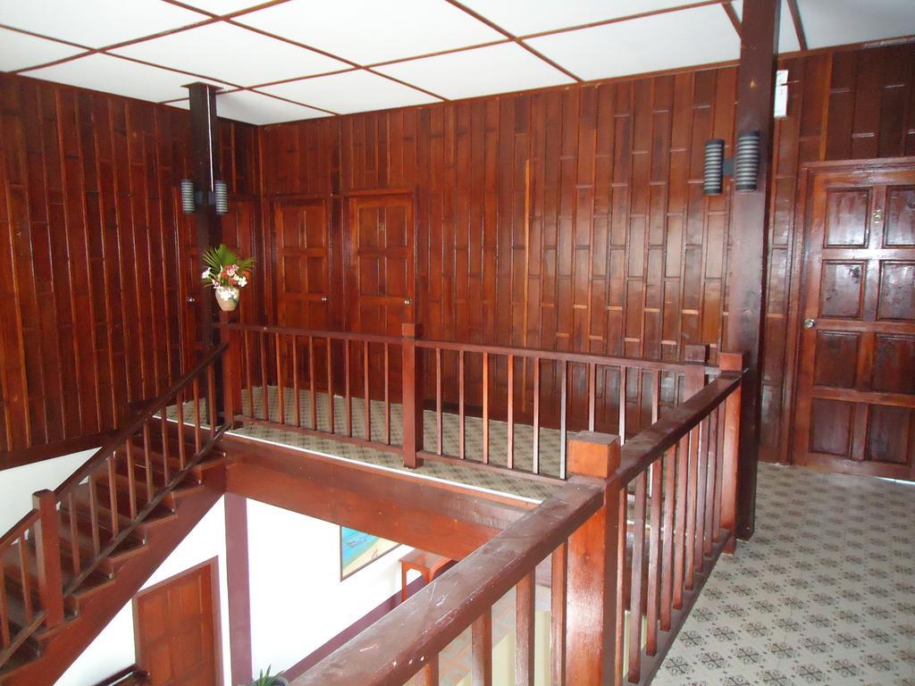 Sea Breeze House, Naiplao Beach Кханом Екстериор снимка